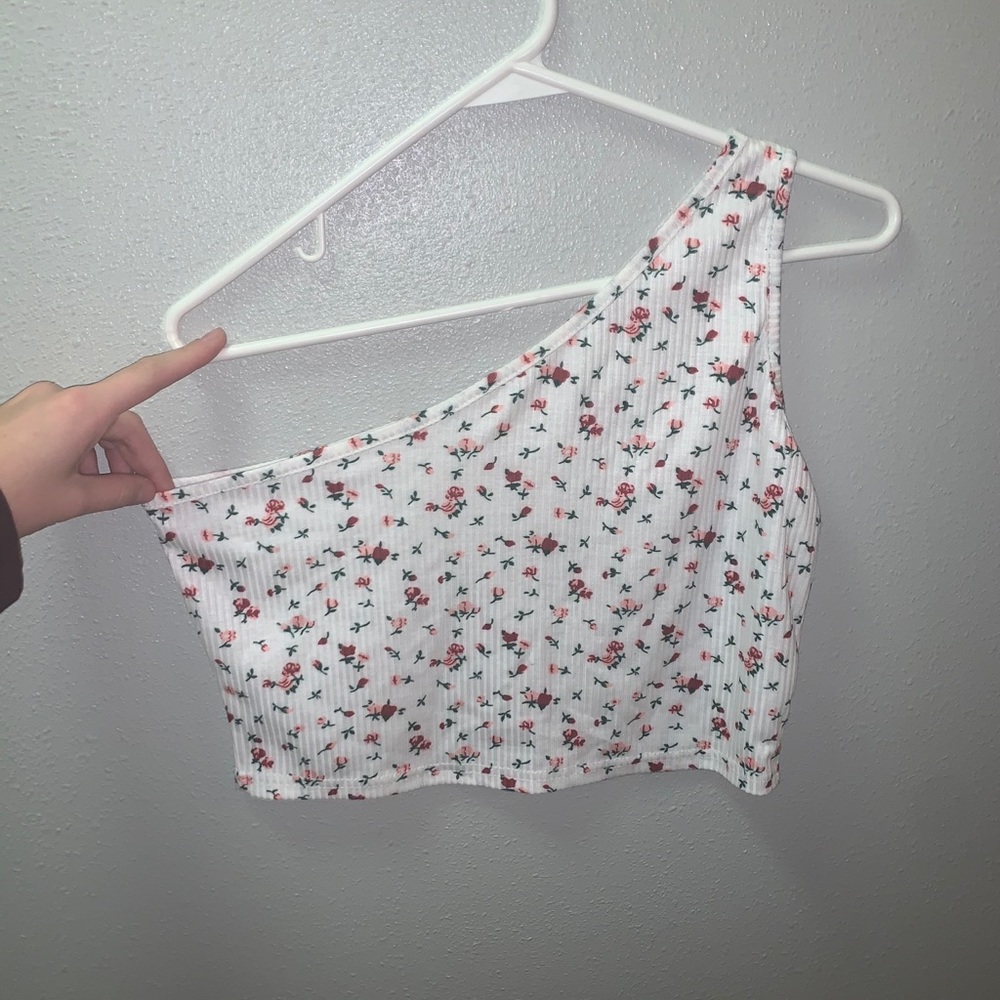 One shoulder floral white crop top
